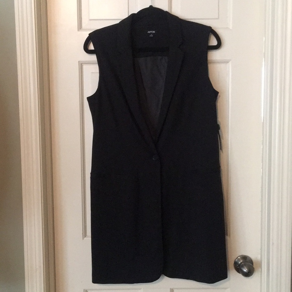Long black vest